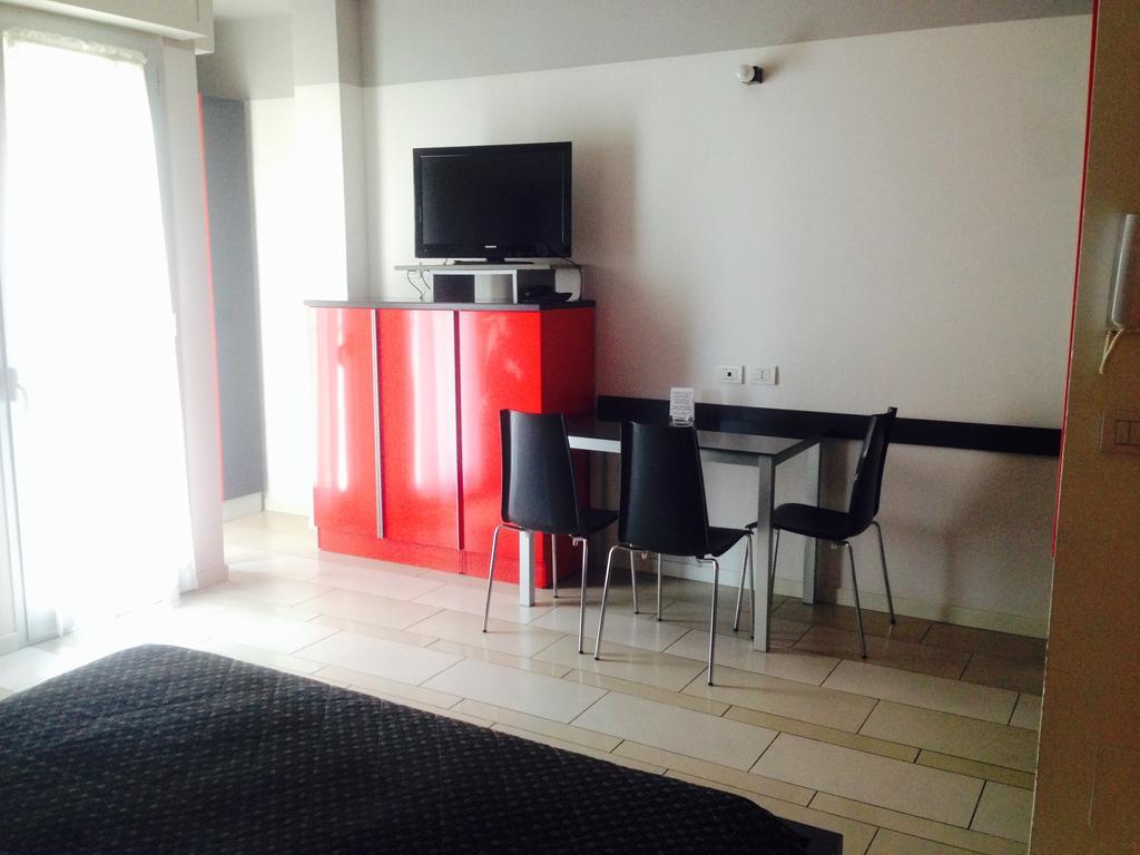 Residence Altomare Riccione Esterno foto