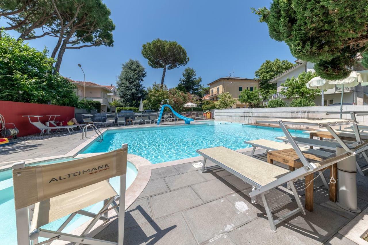 Residence Altomare Riccione Esterno foto