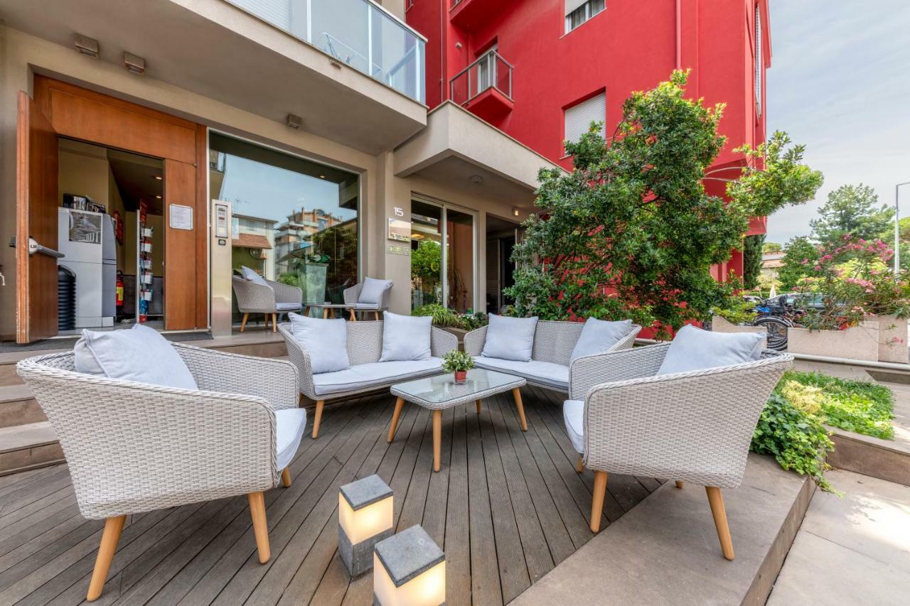 Residence Altomare Riccione Esterno foto