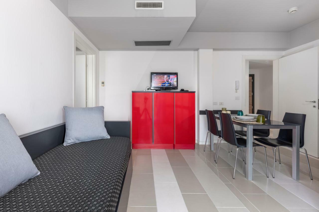 Residence Altomare Riccione Esterno foto